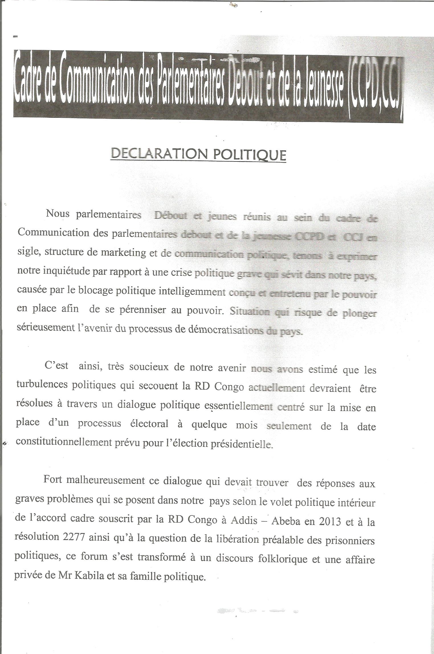 DEC JEUNES ET PARLEMENT DEBOUT 0106160001